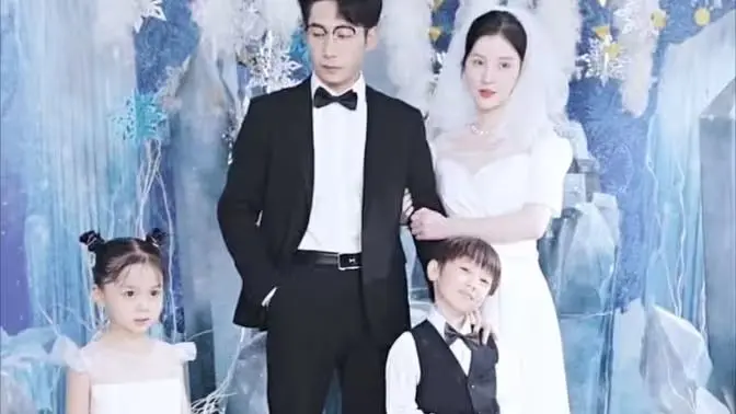 《世上无人再似她》：一眼万年的惊鸿一瞥，一场关于爱与牺牲的史诗挽歌